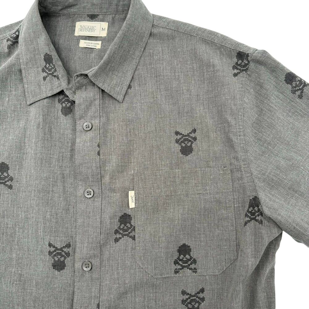 Walker Refinery Medium Short Sleeve Grey Skull & Crossbones‎ Button Down Shirt